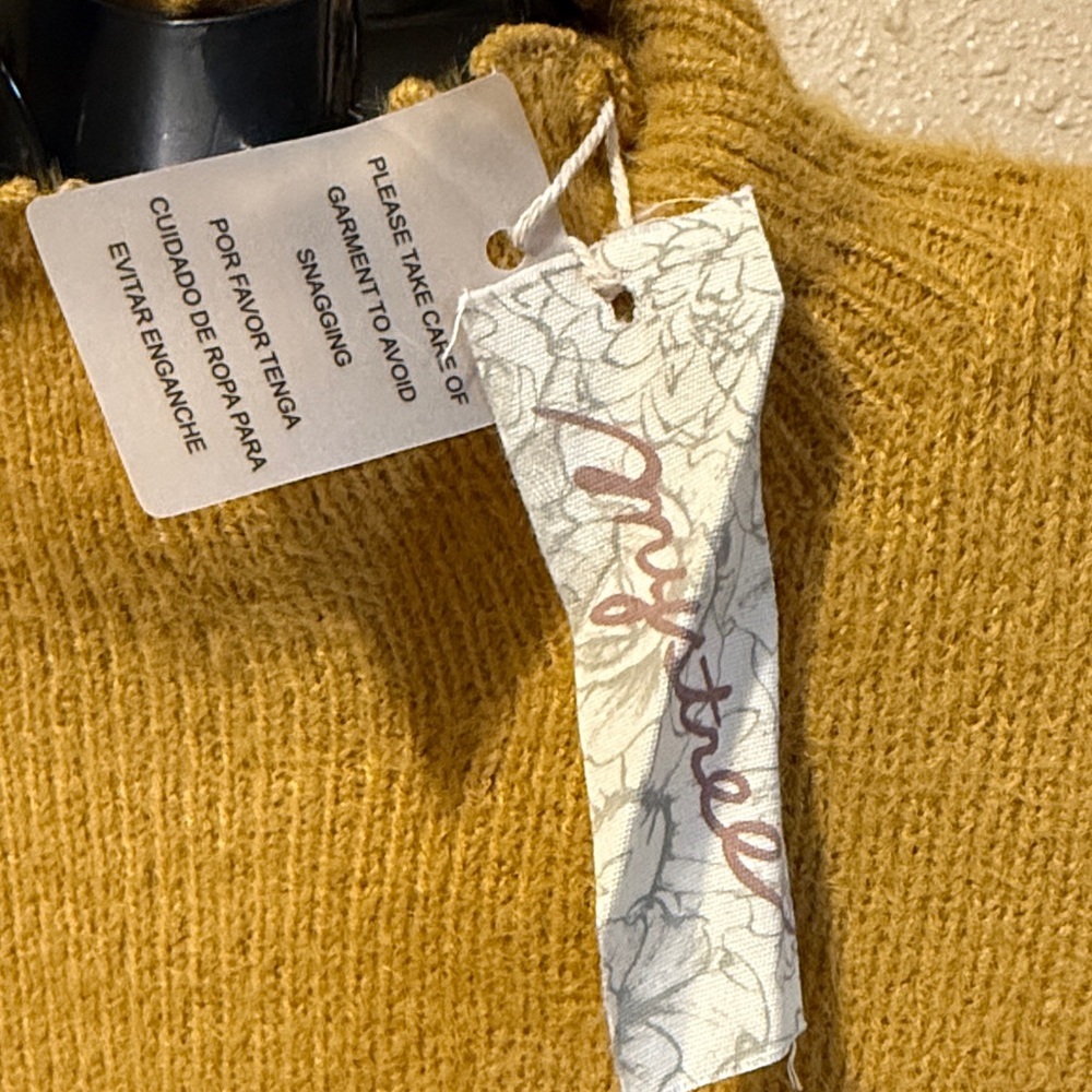 Mystree Golden Yellow Turtleneck Sweater​ - Picture 3 of 5